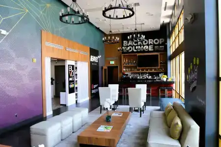 Blvd & Spa - Walking Distance To Universal Studios Hollywood - 29