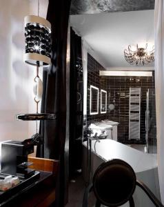 Glam Boutique - 46