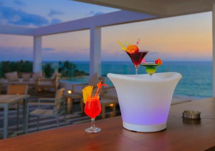Pandanus Beach Resort & Spa - 45
