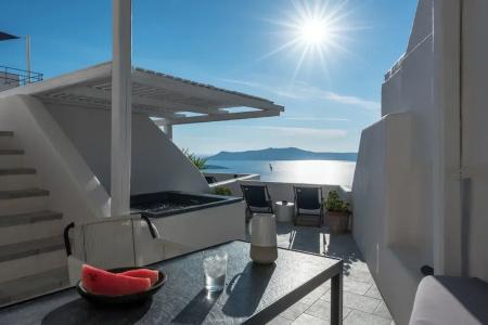 Porto Fira Suites - 202