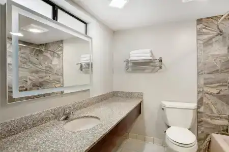 Best Western Plus Yosemite Gateway Inn - 9