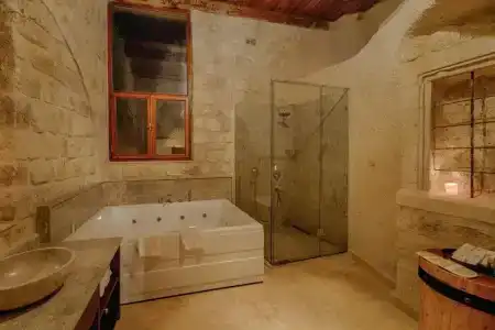 Taru Cave Suites - 142