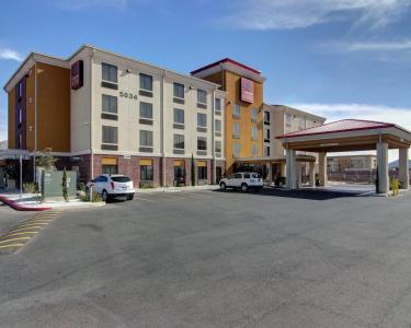 Comfort Suites West - 0