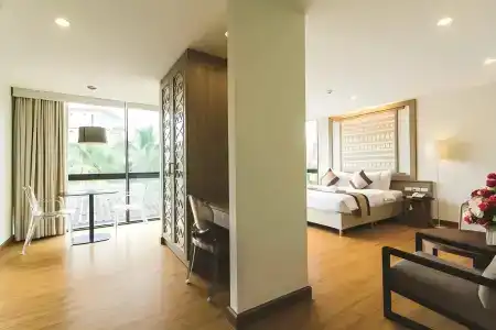 S17 Nimman - 36