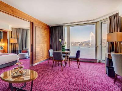 Fairmont Grand Geneva - 54