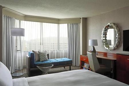 Crystal Gateway Marriott - 80