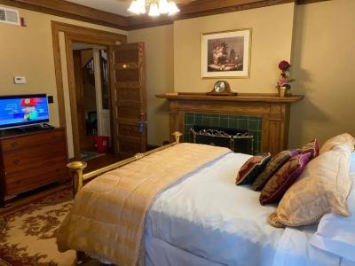 Inn at 835 Boutique - 50