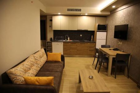 Golden World Suite - 2