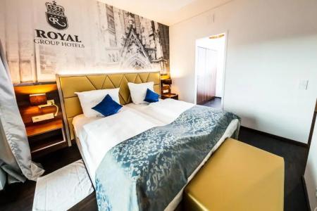 Best Western Plus Royal Suites - 57
