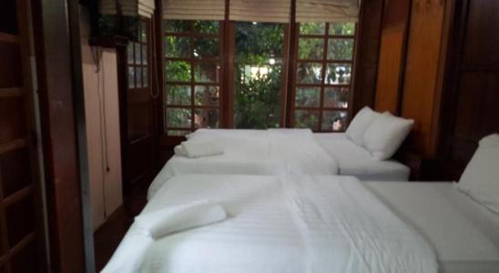 Ruean Mai Chai Khlong - 43