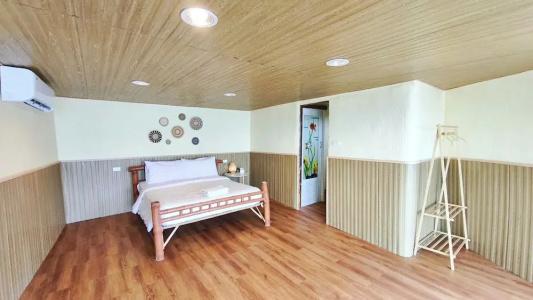 Paree Hut - 75
