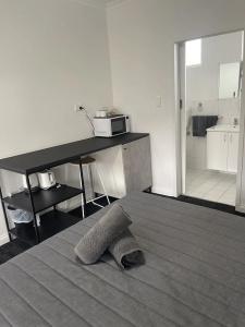 City West - 11