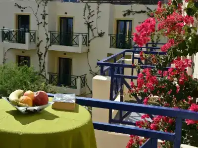 Milos Studios - 20