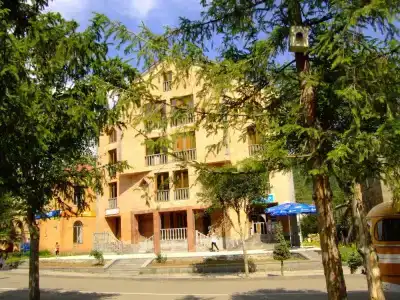 Central - 13