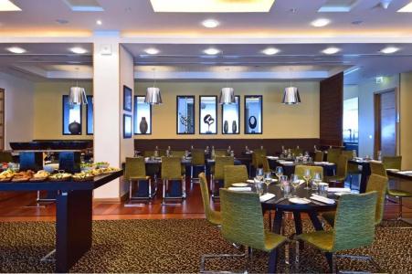 Pestana Chelsea Bridge - 20