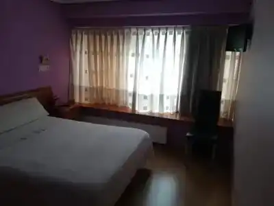 Álvarez - 9