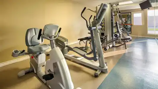 Quality Inn & Suites - 25