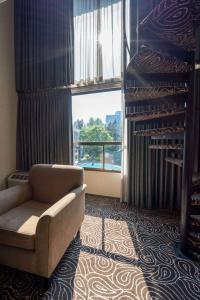 116, A Coast Hotel - 38