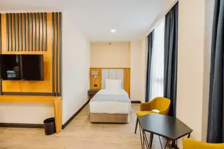 Best Western Plus - 5
