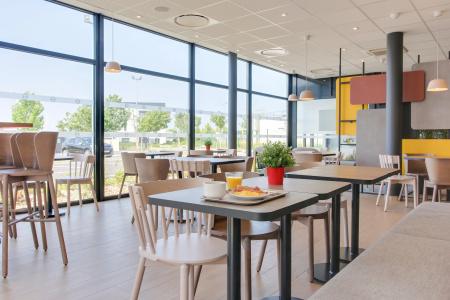 b&b hôTel Reims Croix Blandin - 17