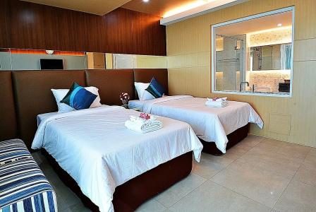 Golden Dragon Beach Pattaya - 3