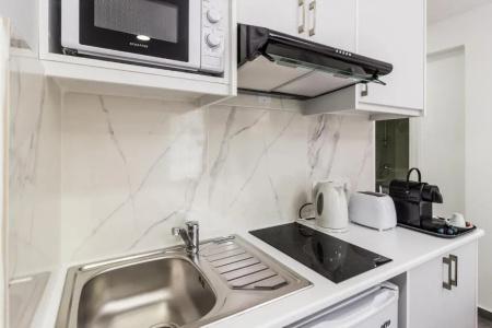 Art & Wine Studios and Apts - 98