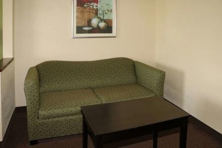 Quality Inn East Evansville - 10