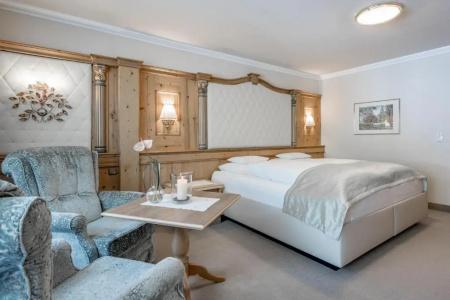 Trofana Royal - 32