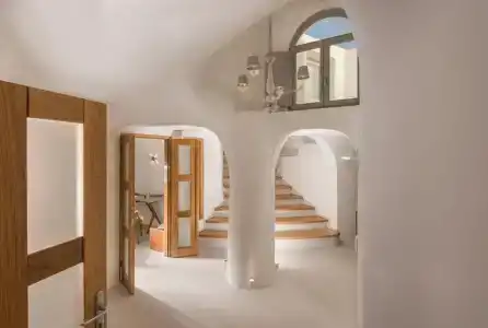 Elite Luxury Suites - 131