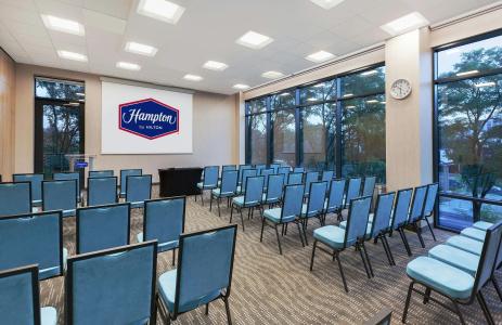 Hampton By Hilton Lublin - 16