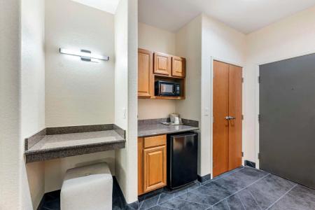 Arbor Inn and Suites - 28
