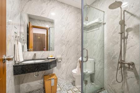 Emerald Central - 211