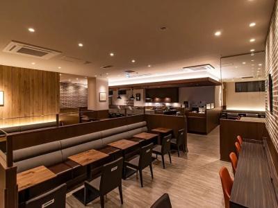 Courtyard by Marriott Osaka Honmachi - 13