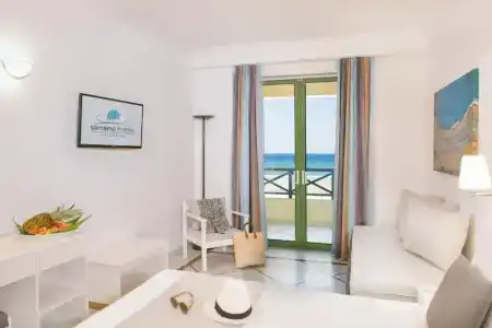 Samaina Inn - 90
