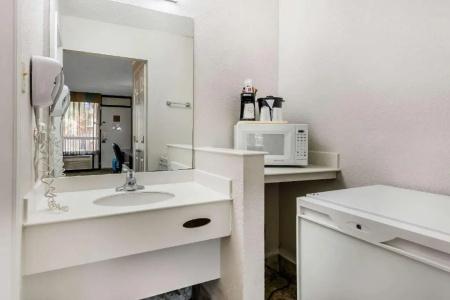 Quality Inn At International Drive Orlando - 50
