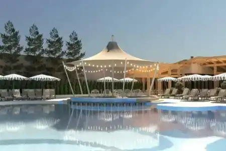 Henry Resort & Spa - 10