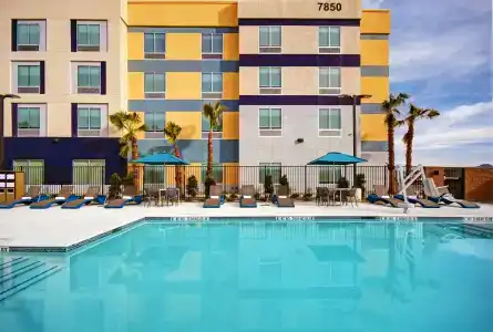 Hampton Inn Las Vegas Strip South, Nv 89123 - 34