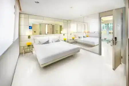 Empire - Wan Chai - 28