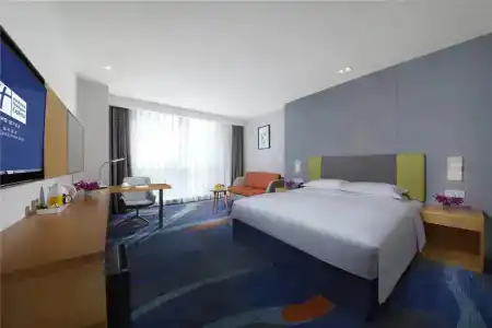 Holiday Inn Express Zhengdong - 62