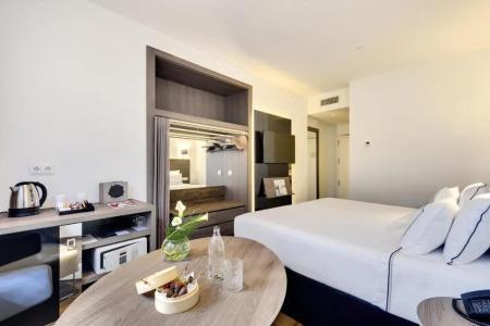 Melia Madrid Serrano - 41