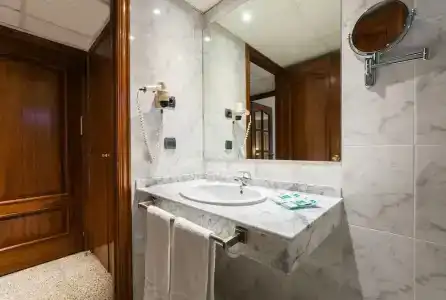 Gaudi - 51