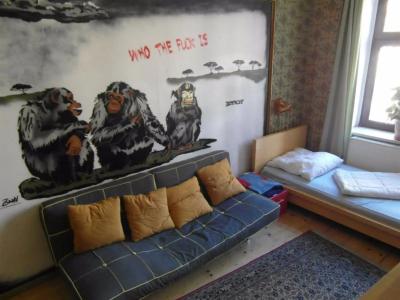 Homeplanet Hostel - 5