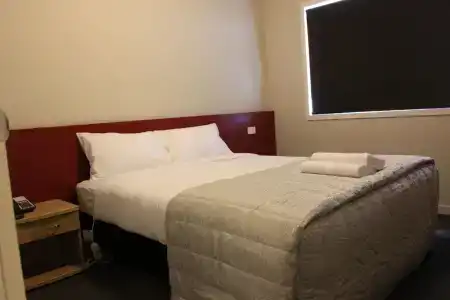 C-Motel - 1