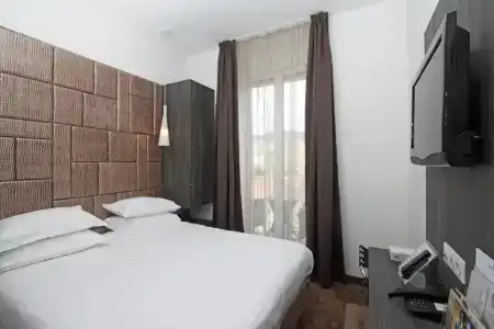 Golden Tulip Cannes De Paris - 132