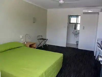 Urangan Motor Inn - 49