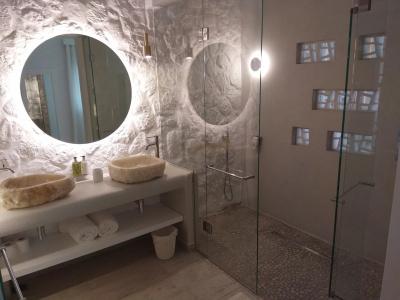 Petri Suites - 78