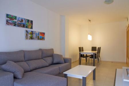 Rentalmar Paradise Family Apartment - 8