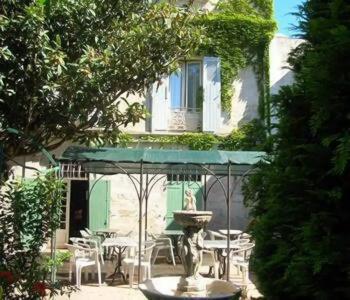 Au Saint Roch - Hôtel et Jardin - 16