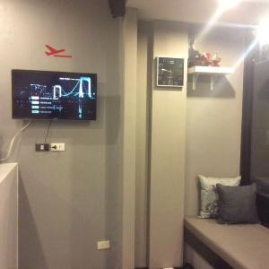 Hubb Hostel Phuket Airport - 1