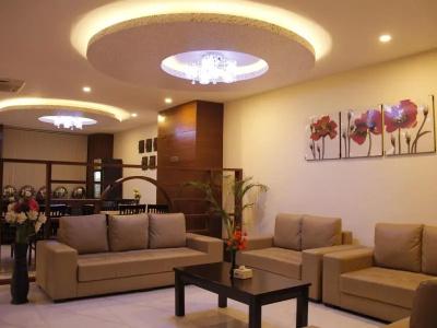 Regal Airport - 39